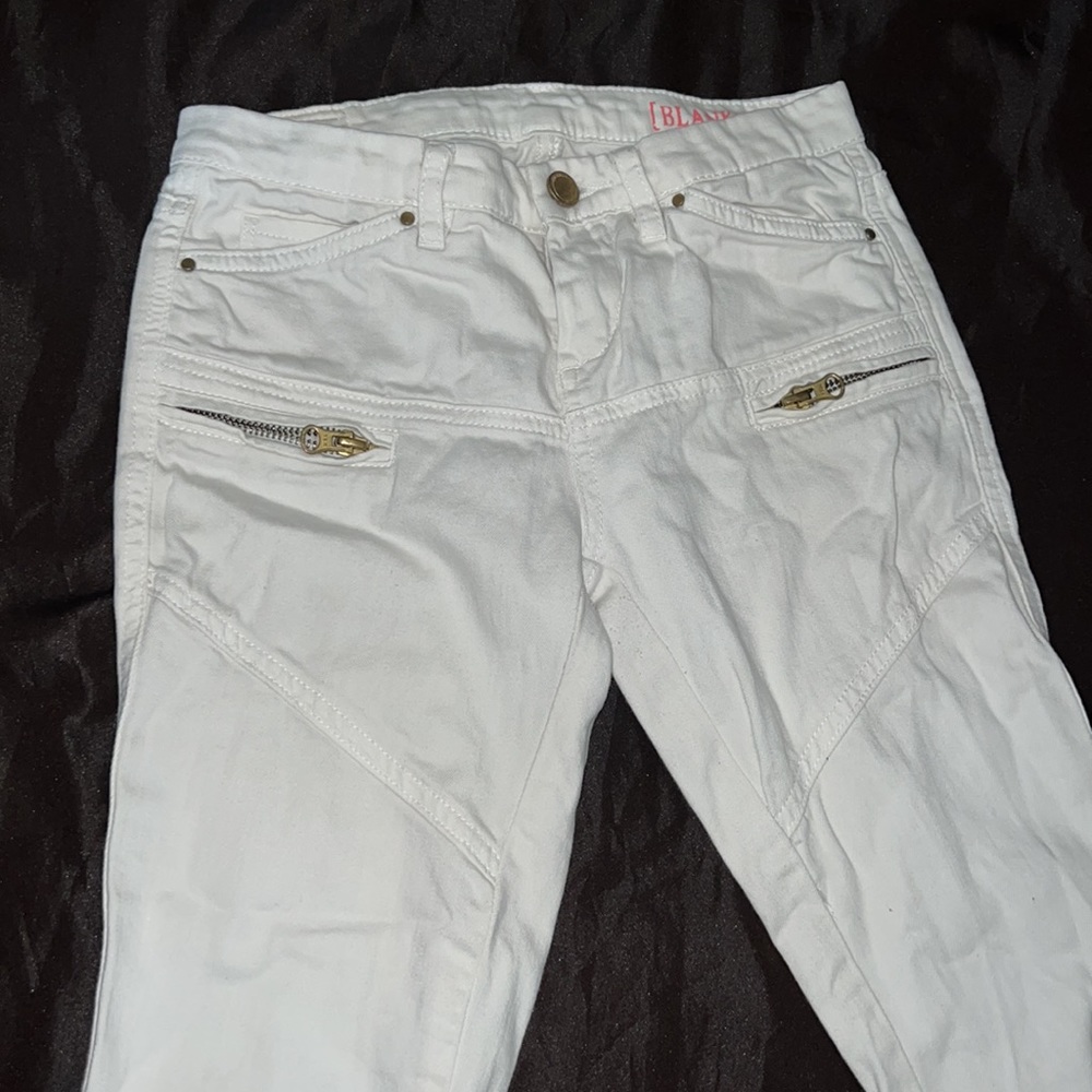BLANKNYC White Girl’s Jeans Pants.  Size 12.  No stains or tears. - Picture 4 of 5